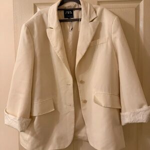 Zara Women's Off-White Blazer